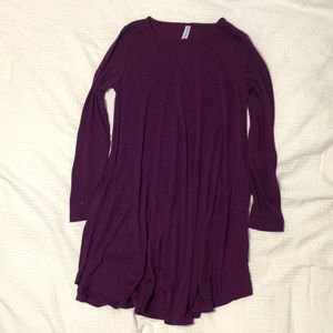 Women's dress purple SZ medium pockets knee length